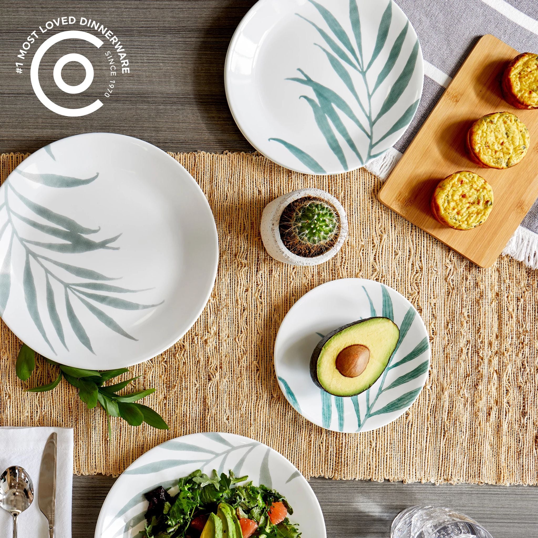 Corelle Solar Print 18-piece Dinnerware Set. Service for 6. EXCLUSIVE - Image 3