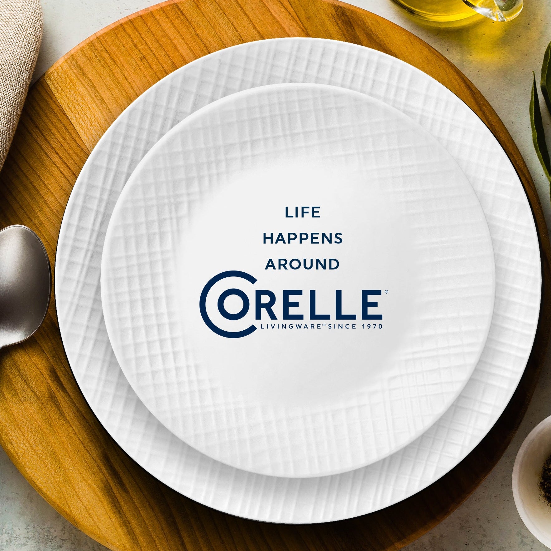 Corelle Linen Weave 18-piece Dinnerware Set. Service for 6 - Image 4